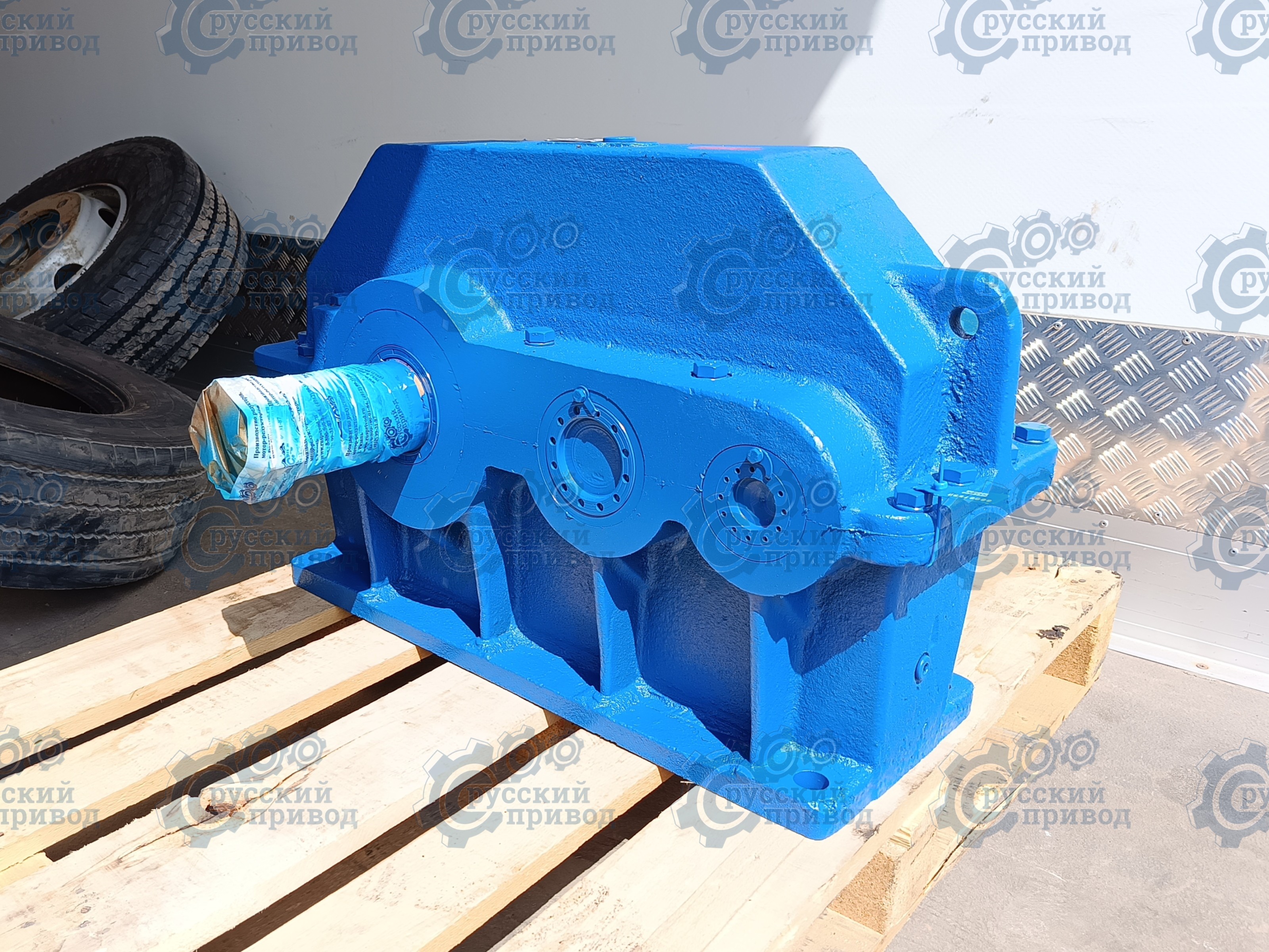 Редуктор 1Ц2У-250-40-12-КК-У2 Редуктор 1Ц2У-250-40-12-КК-У2