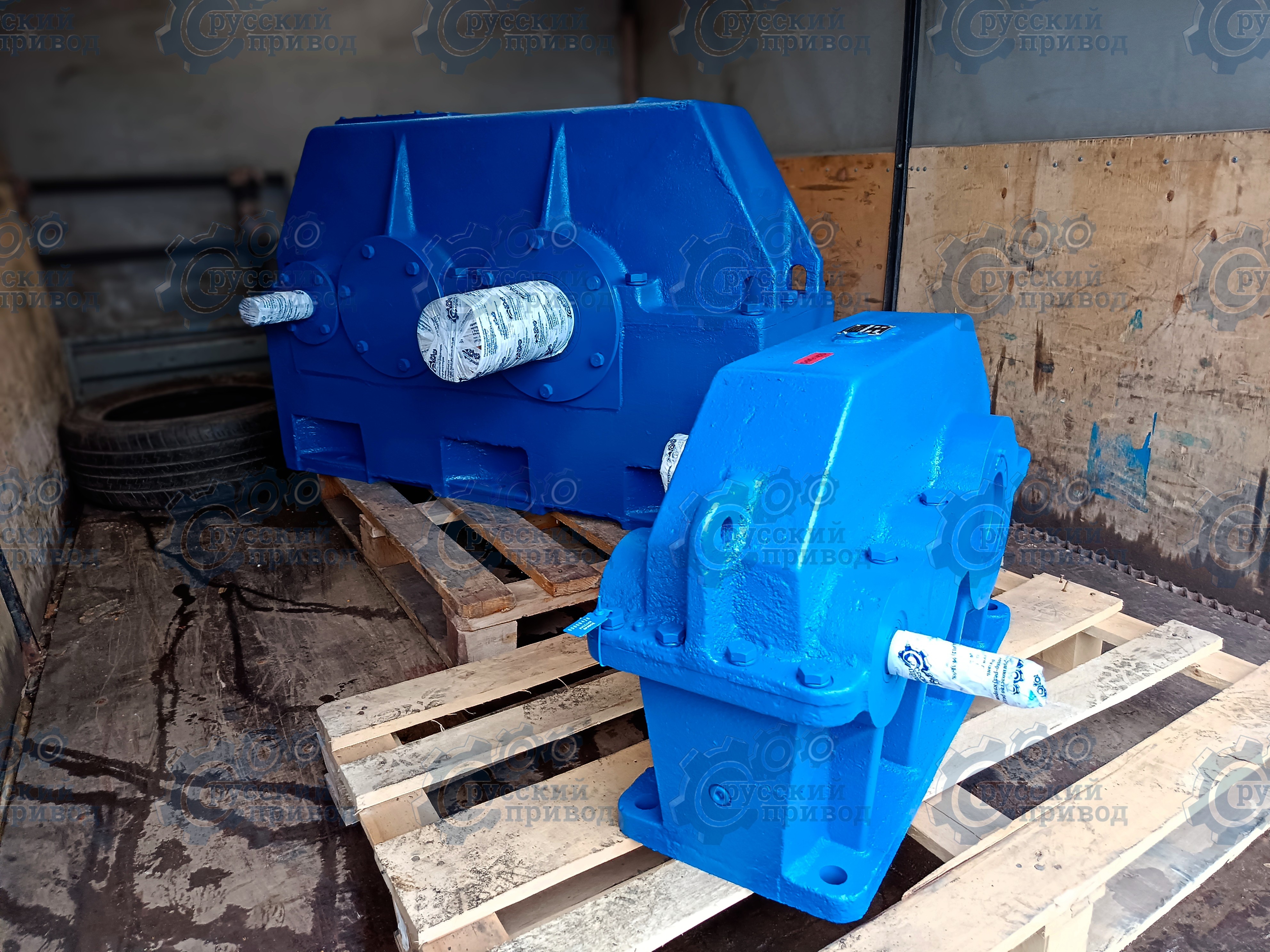 Редуктор 1Ц2У-160-25-12-КК-У1, редуктор Ц2У-250-40-21-КК-У2, редукторы 1Ц2У-160-10-12-КК-У2, комплект из 2 первичных валов-шестерен редуктора Ц2У-400К, вал-шестерня 2 ступени редуктора РМ-650, редукторы ЦТНД-315-80-12-ЦЦ-У1 и Ц2У-200-16-12(21)-ЦЦ-У1, редукторы Ч 160-25-51-1-КК-У3, редуктор Ц2У-250-20-12-КК-У3, редуктор Ц2У-400Н-50-11-ЦЦ-У1 Редуктор 1Ц2У-160-25-12-КК-У1, редуктор Ц2У-250-40-21-КК-У2, редукторы 1Ц2У-160-10-12-КК-У2, комплект из 2 первичных валов-шестерен редуктора Ц2У-400К, вал-шестерня 2 ступени редуктора РМ-650, редукторы ЦТНД-315-80-12-ЦЦ-У1 и Ц2У-200-16-12(21)-ЦЦ-У1, редукторы Ч 160-25-51-1-КК-У3, редуктор Ц2У-250-20-12-КК-У3, редуктор Ц2У-400Н-50-11-ЦЦ-У1
